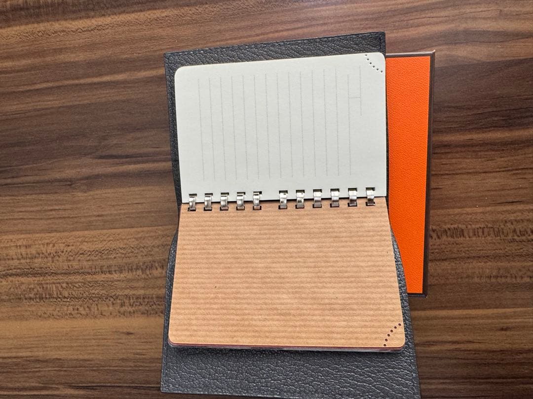 【未使用品】HERMES エルメス　手帳　カード入れにも