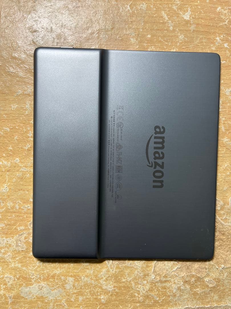 Amazon Kindle Oasis 公式保護カバー付き