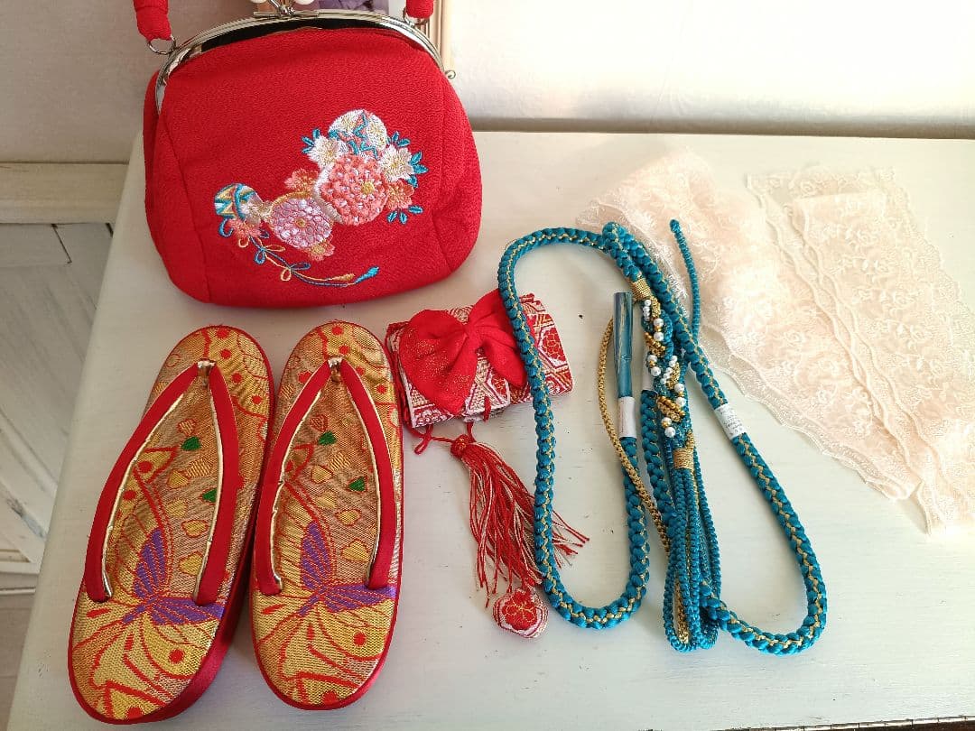 ブランドMoeブルーに薔薇の花の着物にピンクの袋帯セット