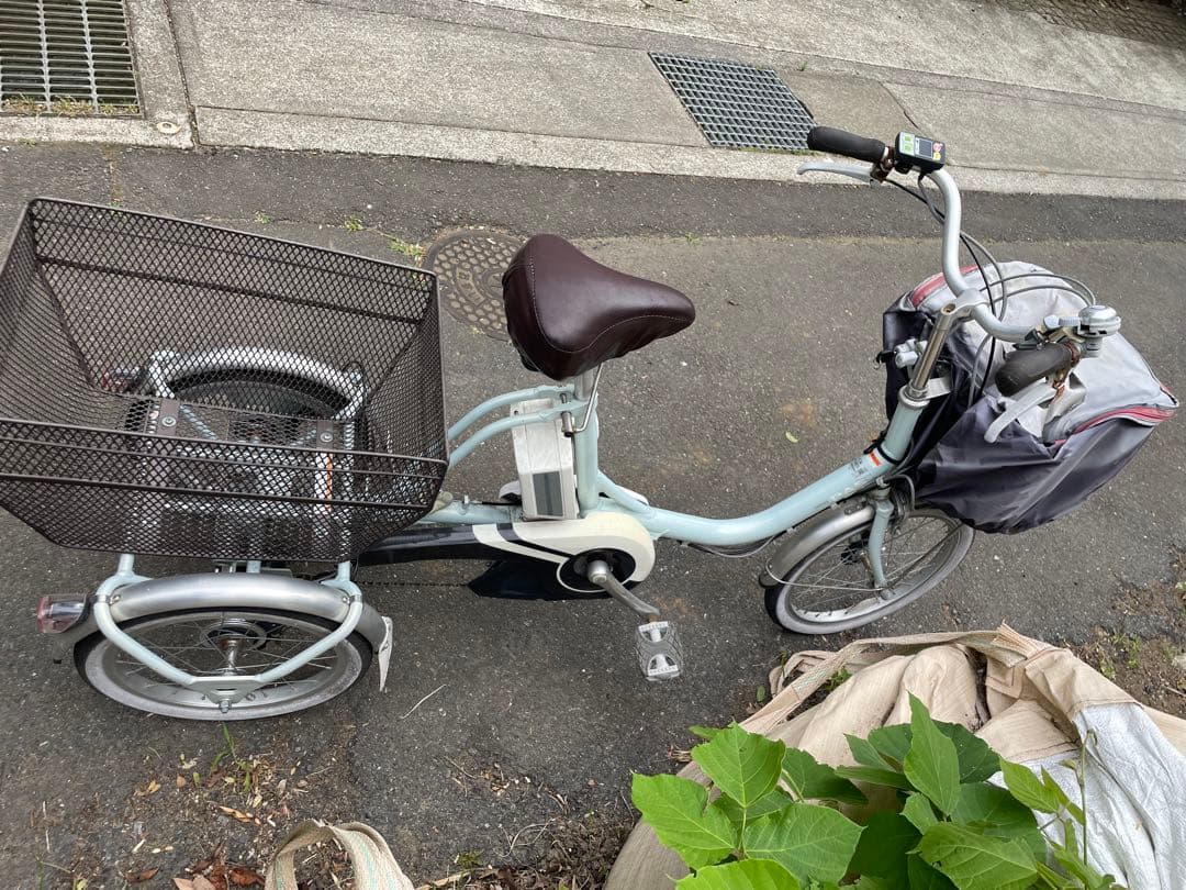 川崎市宿川原から〜　3輪電動自転車
