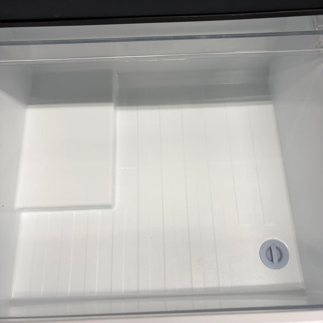 633 TOSHIBA 22年製　大型冷蔵庫　右開き　326L 自動製氷　保証込