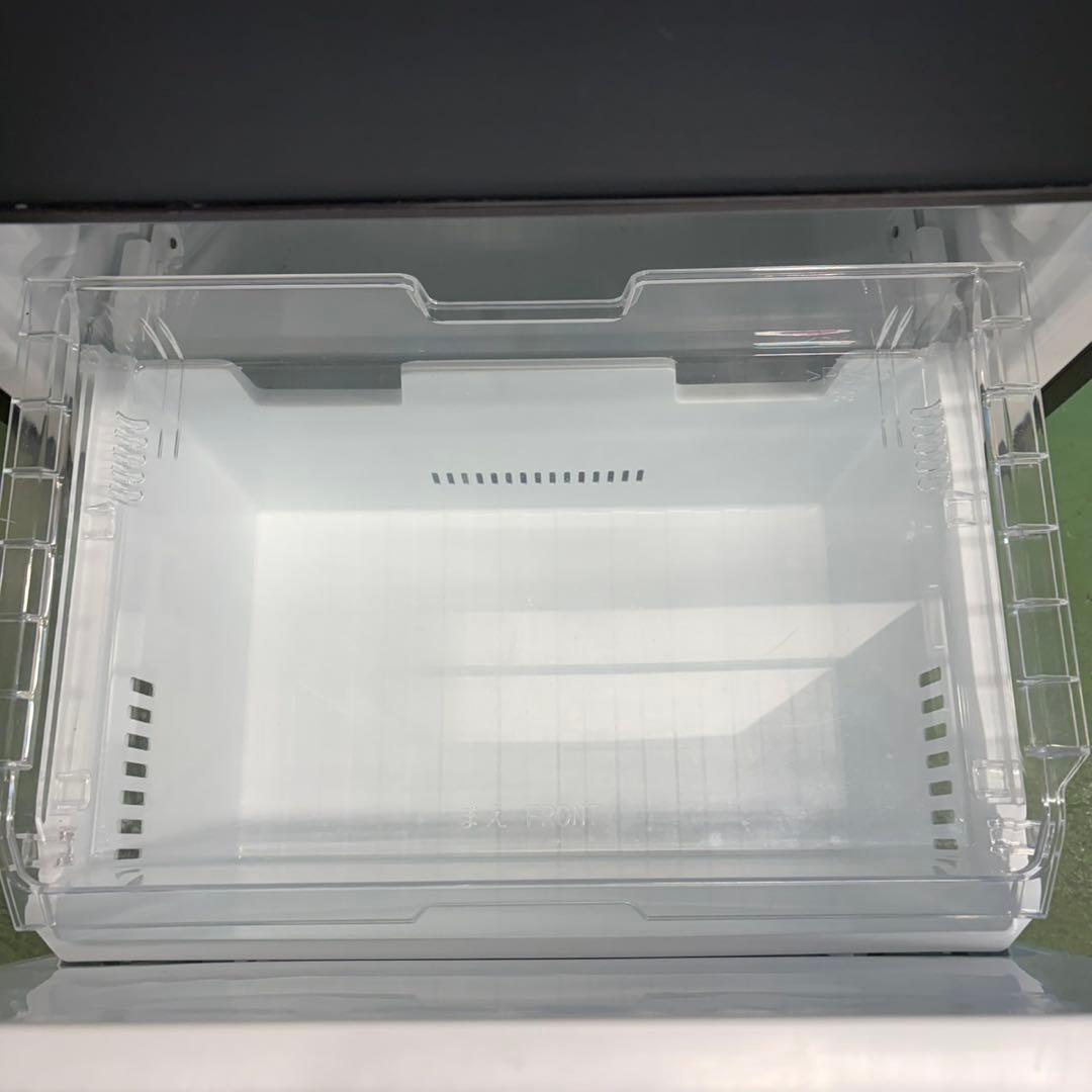 633 TOSHIBA 22年製　大型冷蔵庫　右開き　326L 自動製氷　保証込