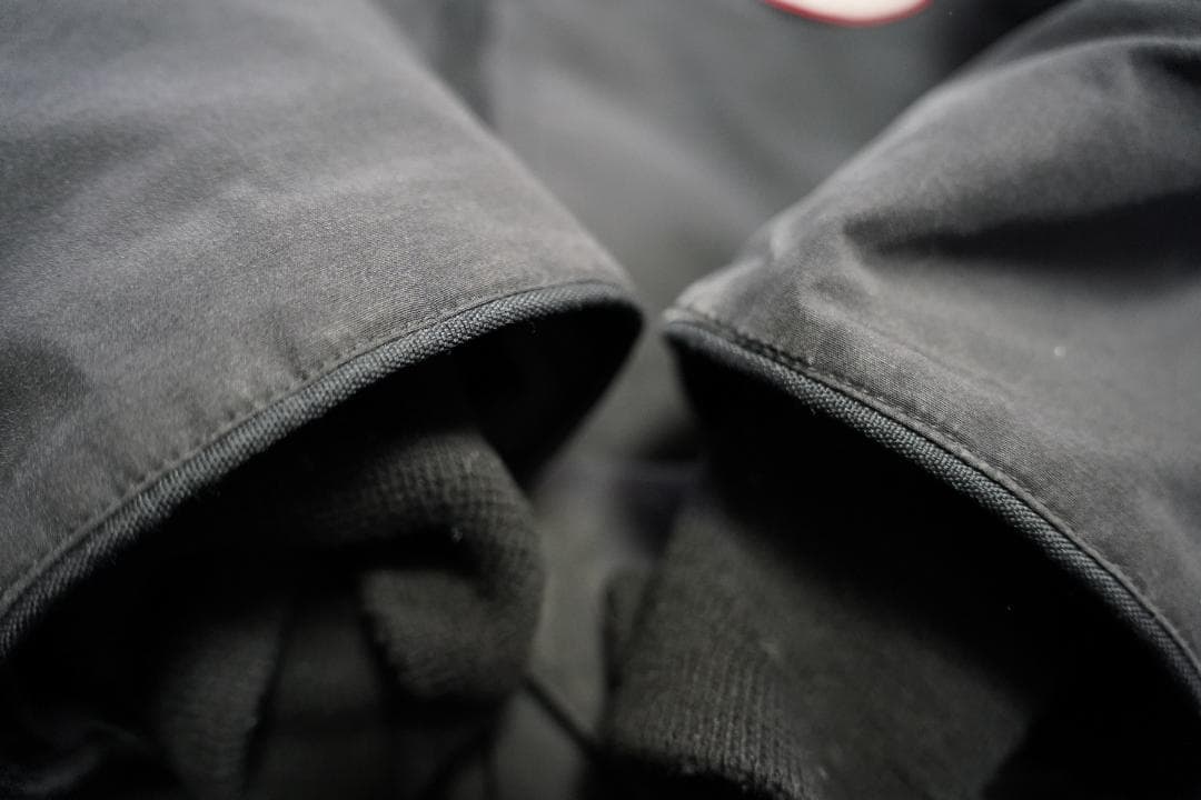 カナダグース   ブラック ダウンジャケット　日本XL