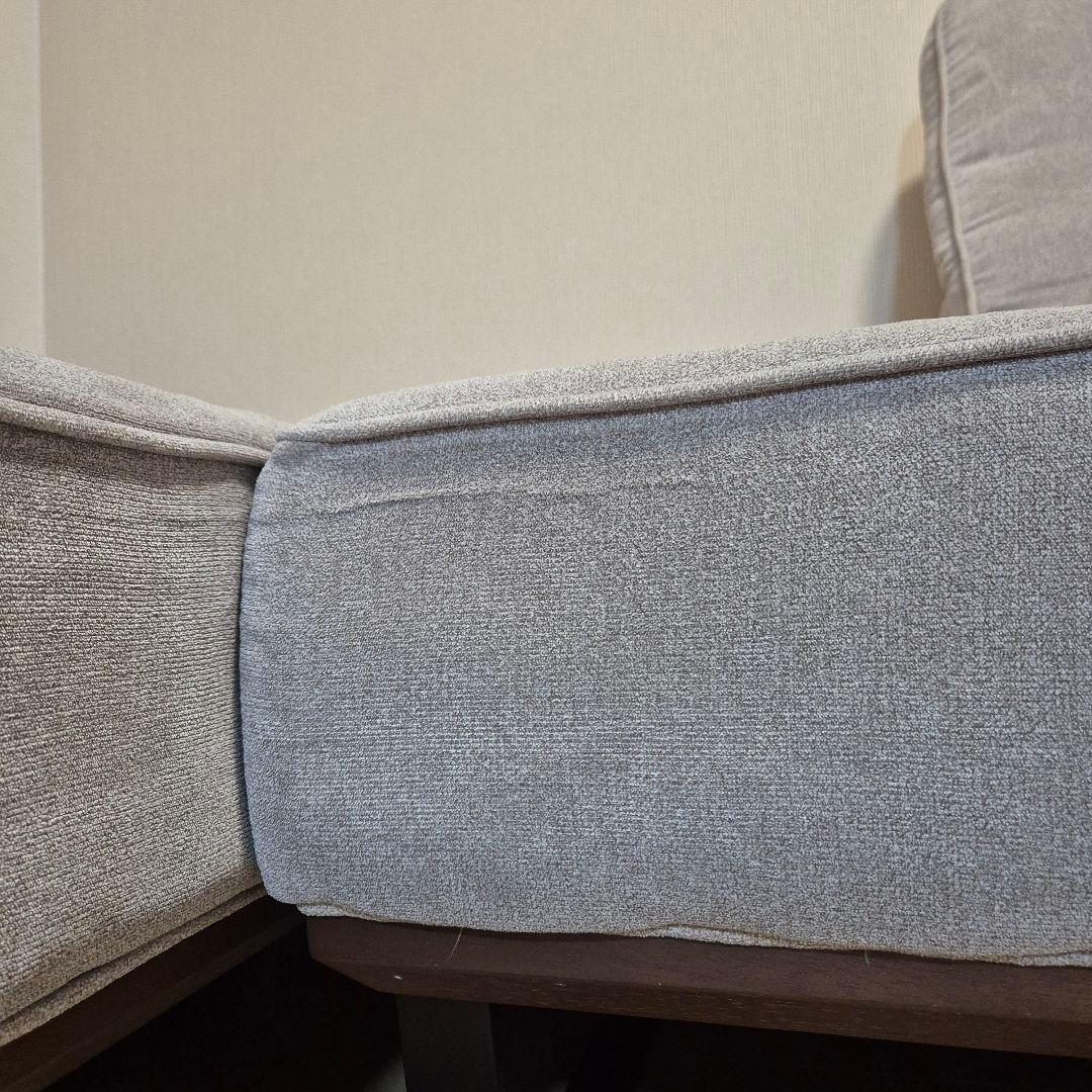 【大阪 引き取りのみ】4人掛け カウチソファ クッション付き