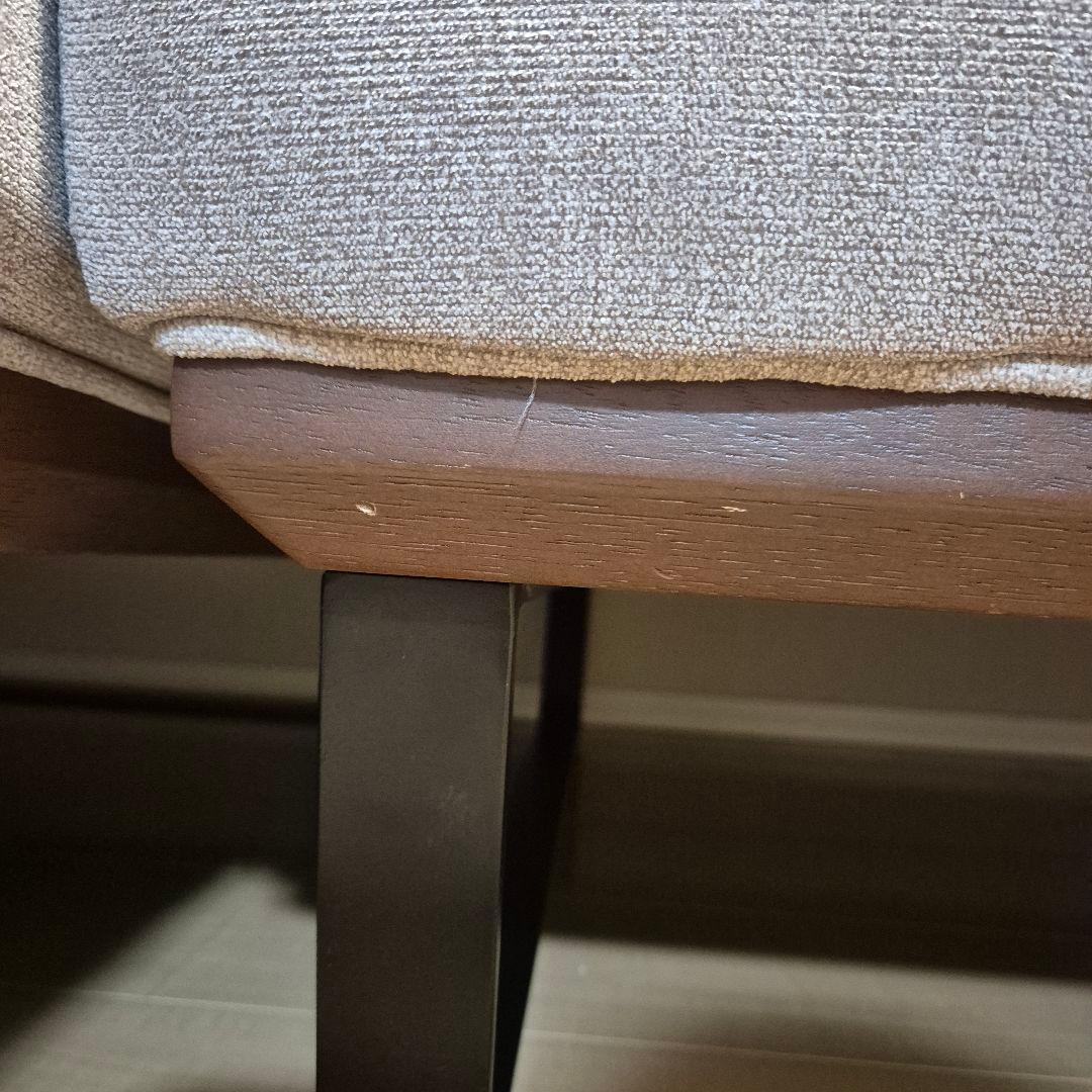 【大阪 引き取りのみ】4人掛け カウチソファ クッション付き