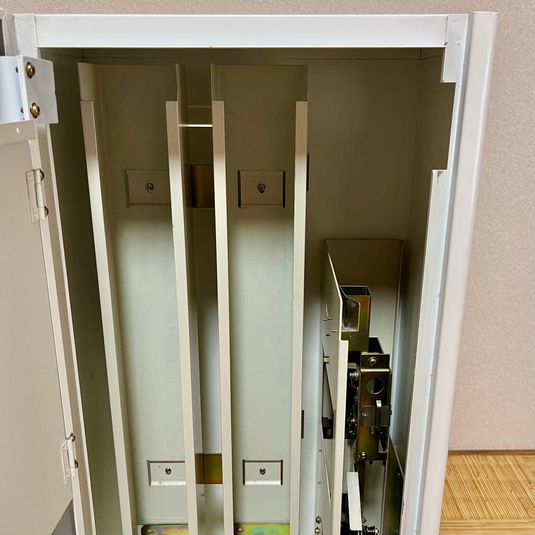 ダイト（Daito） 手動式自動販売機