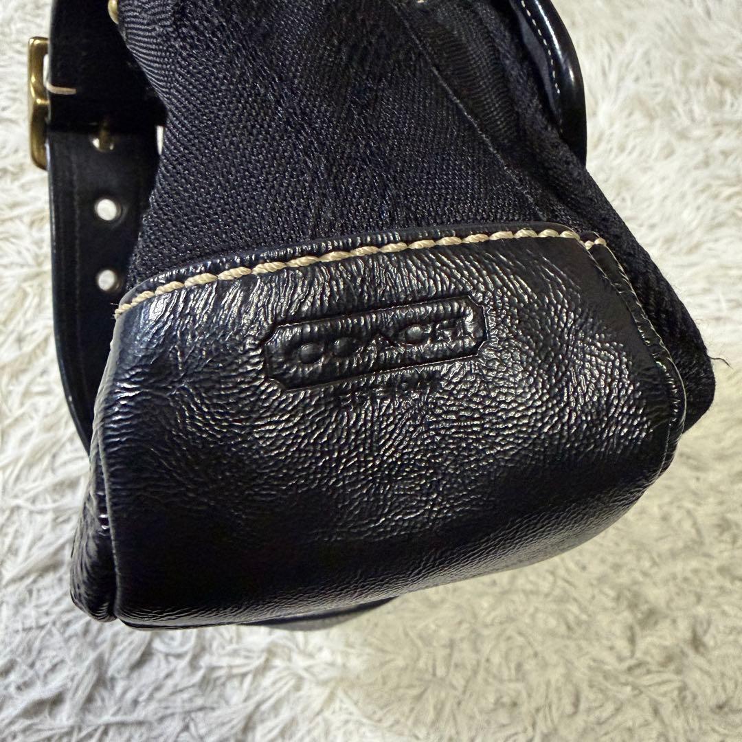 【美品】コーチ　レガシー　ワンショルダーバッグ　シグネチャー　ターンロック　黒