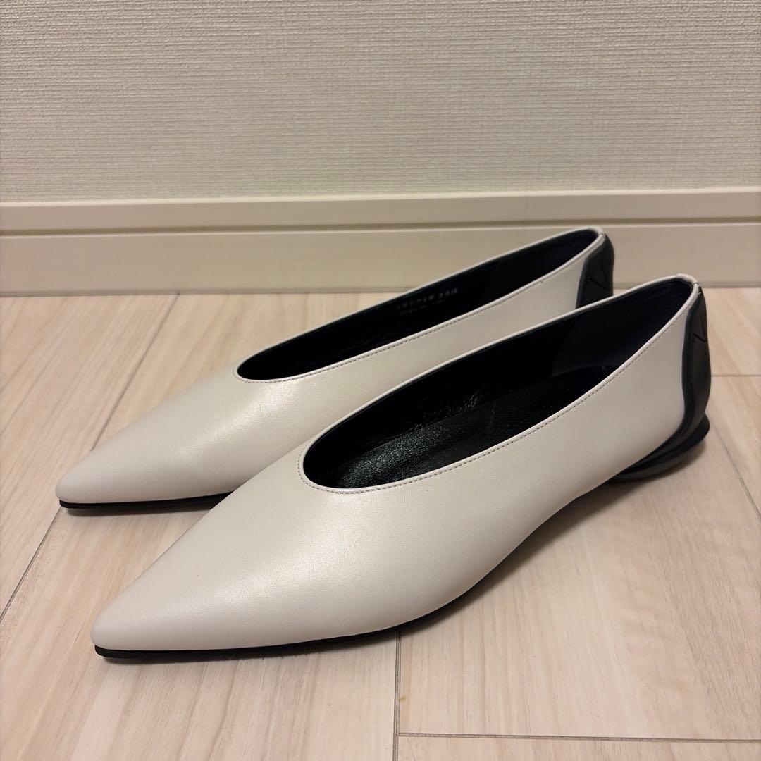 靴 SHISEI POINTED U PUMPS WHITE BLACK 36.5