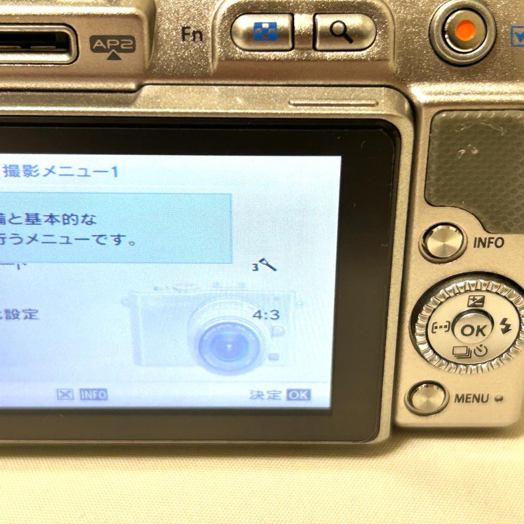 オリンパス PEN E-PL3 ミラーレスカメラ シルバー