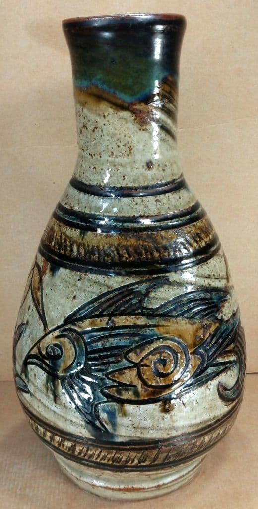 読谷初期【本物保証】金城次郎 魚紋花瓶 共箱 本人書付 h33㎝超 栞 人間国宝