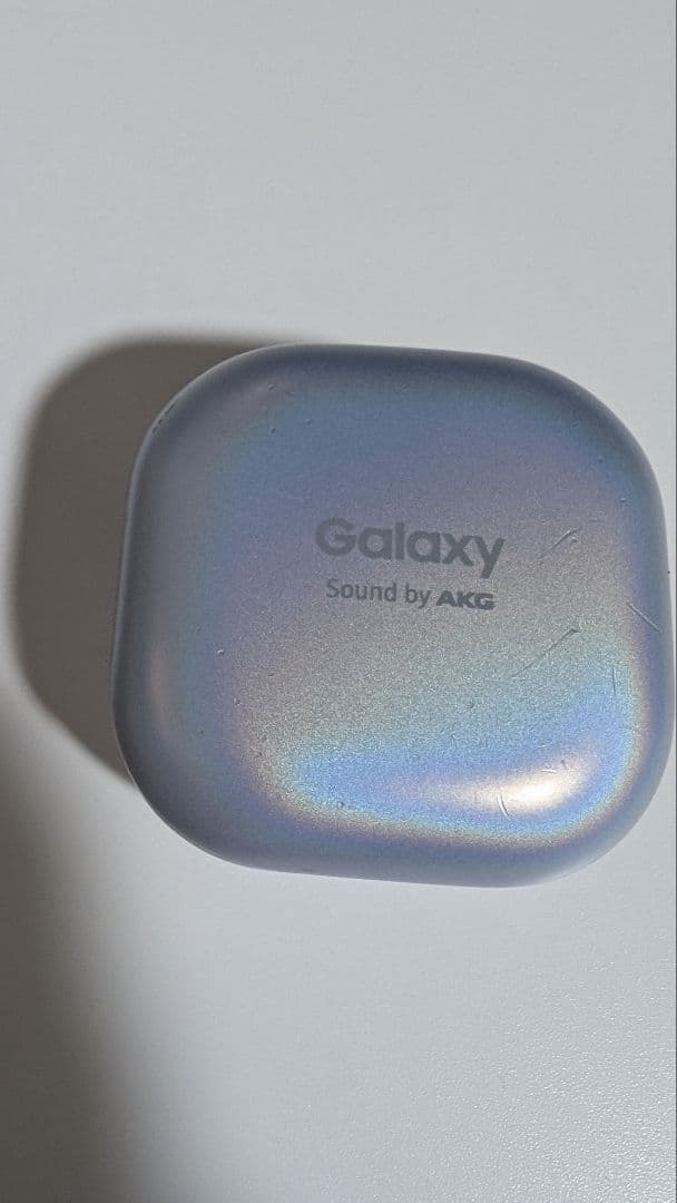 Galaxy Buds ホワイト AKGサウンド 充電ケース付