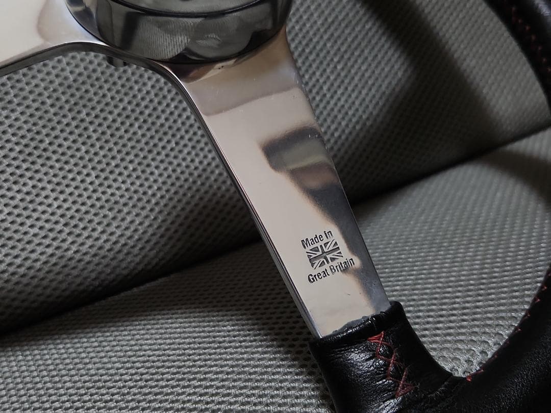 「こうび様向け2」 中古 モトリタレーシング ステアリング