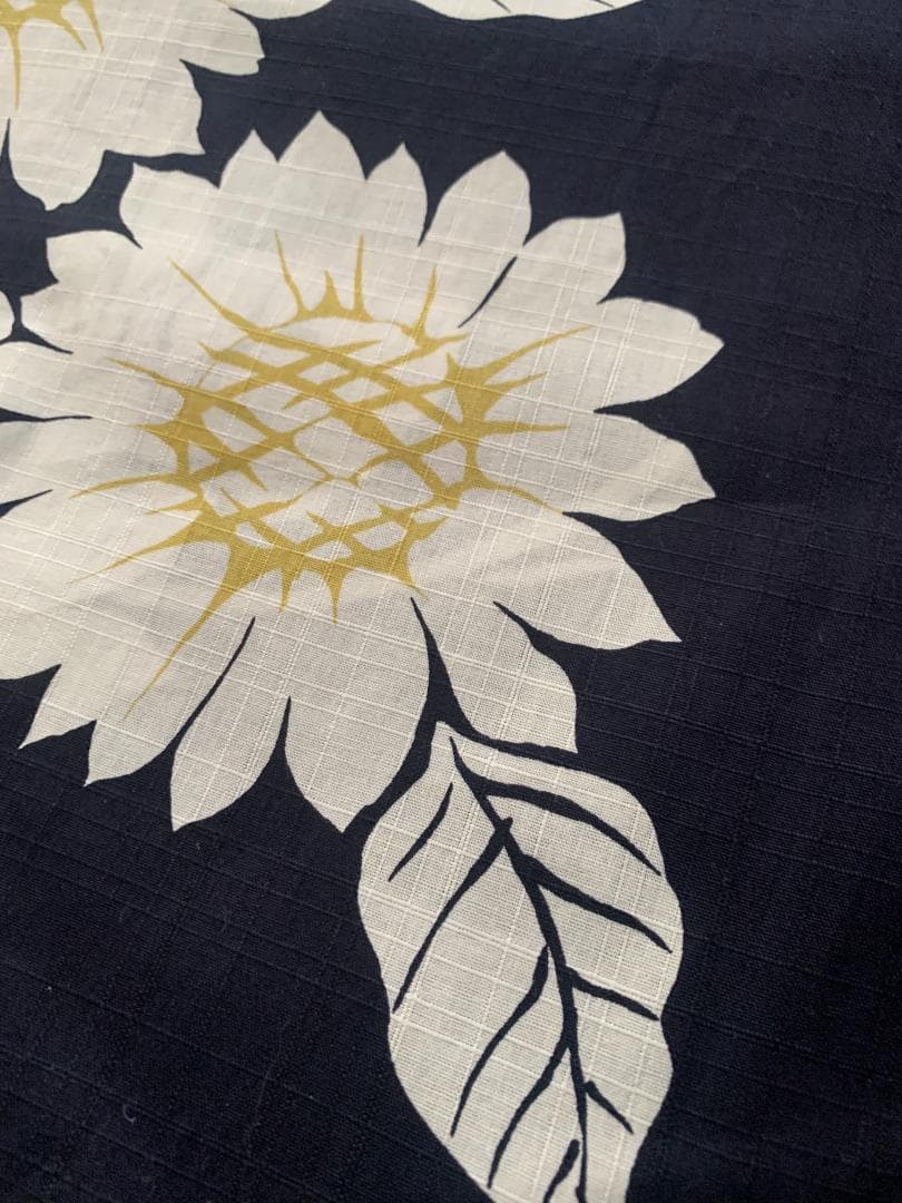 画像の黄色帯つき◆大人ゆかた◆品ある向日葵（ひまわり）黒紺浴衣◆