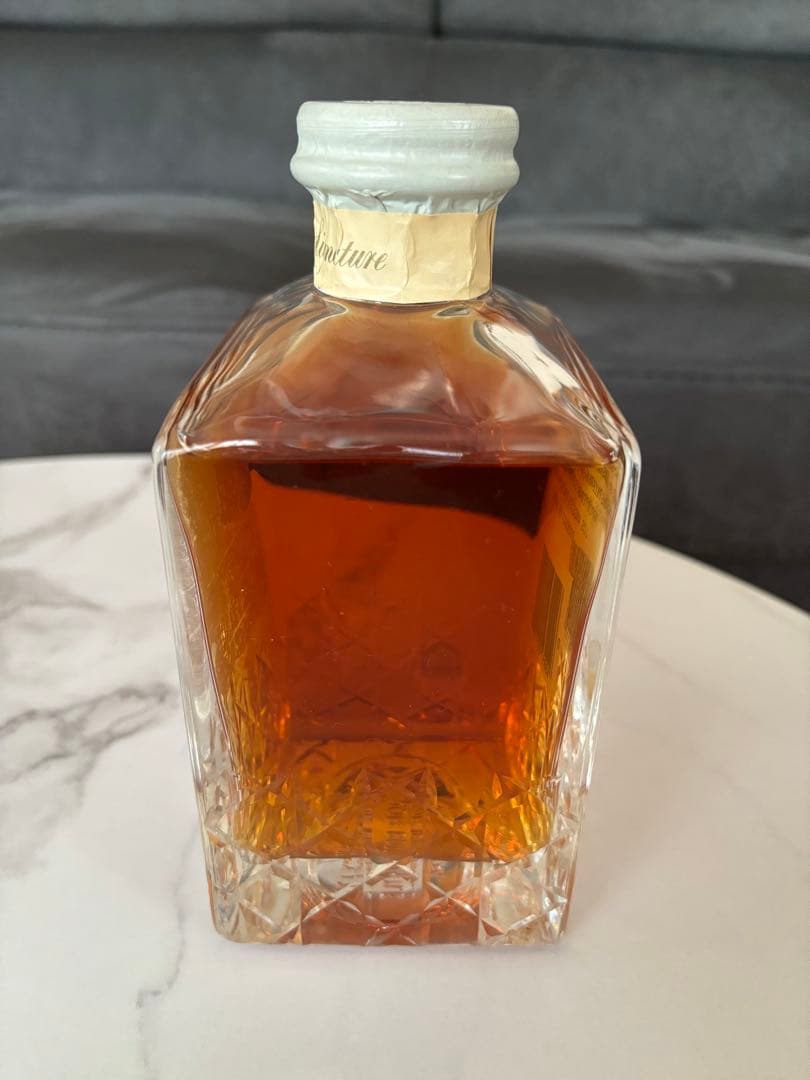 サントリー　貴重なボトル　未開封