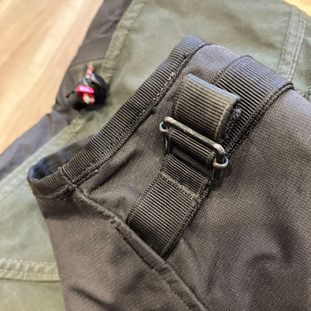 高機能　高品質 KLÄTTERMUSEN Bilskirner