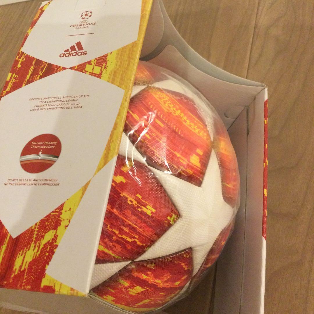 アディダス　フィナーレ 公式球　チャンピオンズリーグ　新品