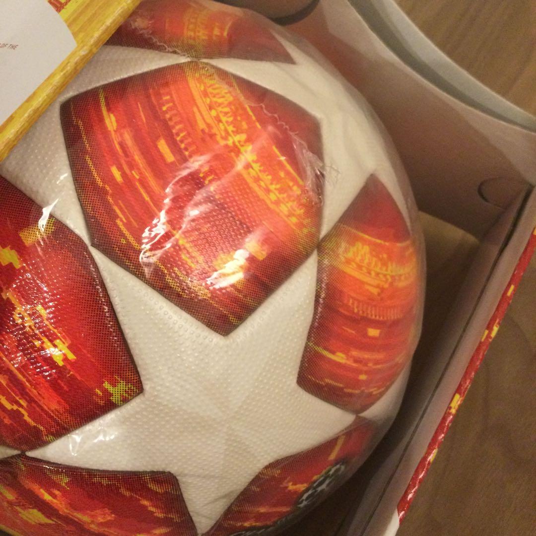 アディダス　フィナーレ 公式球　チャンピオンズリーグ　新品