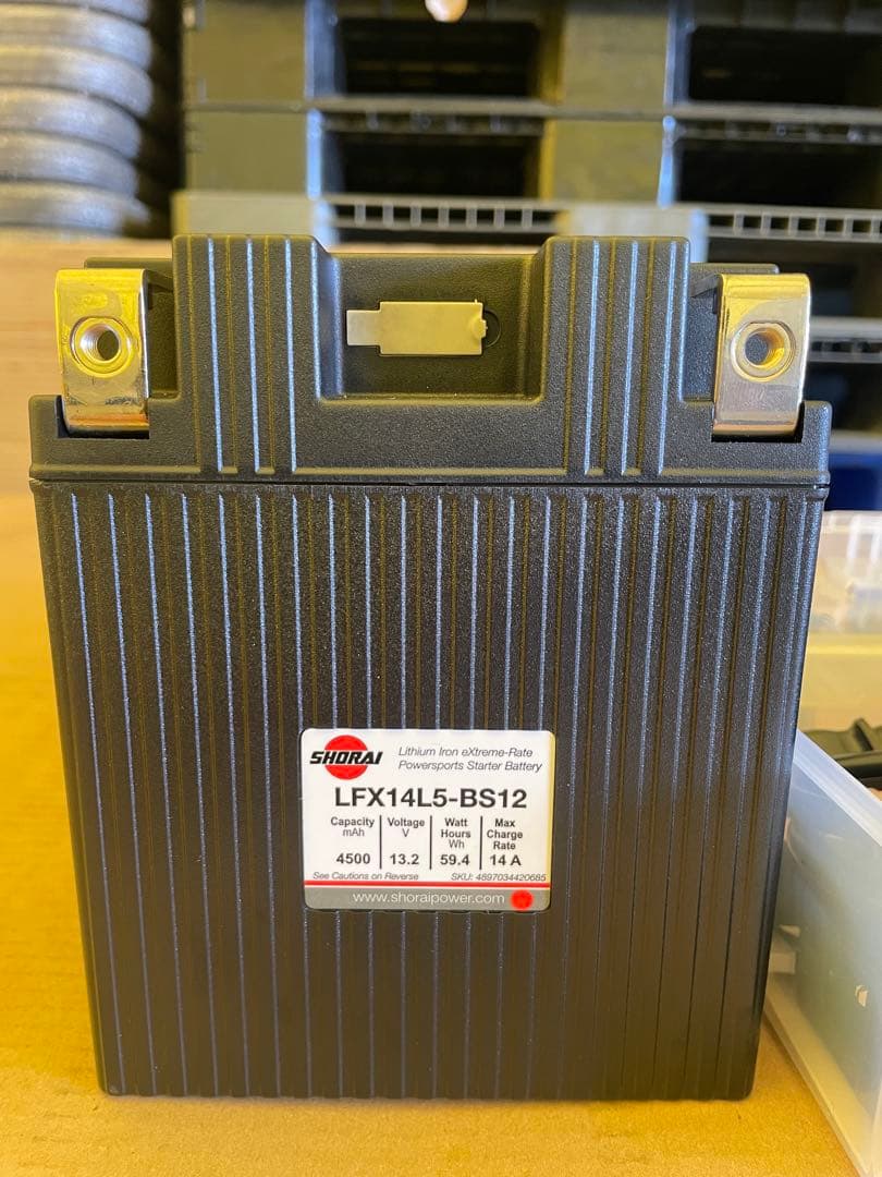 値下げしました❗️GPZ900R SHORAI 充電器セット