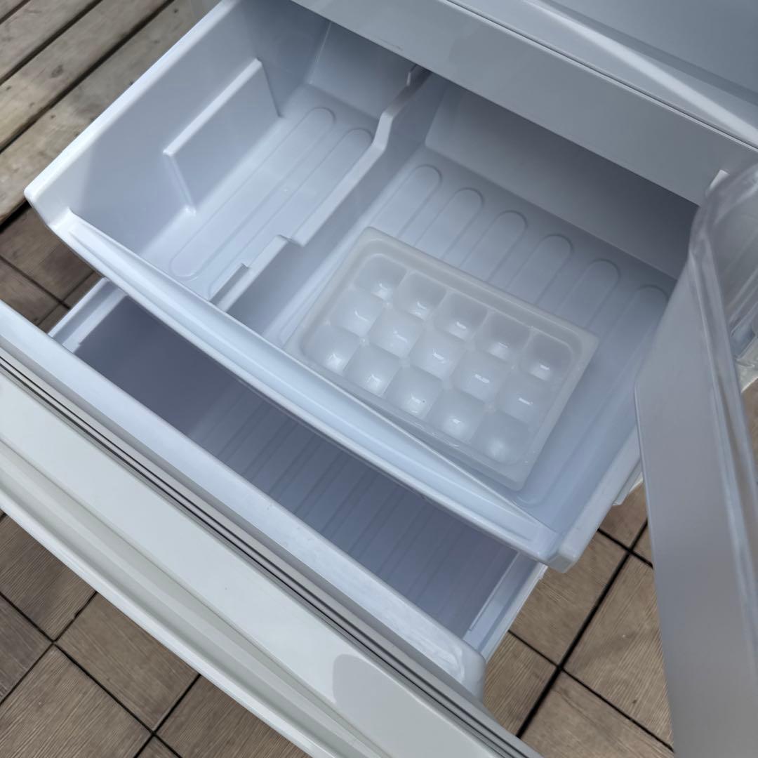 SHARP 冷蔵庫 2ドア つけかえどっちもドア 137L 木目調ホワイト