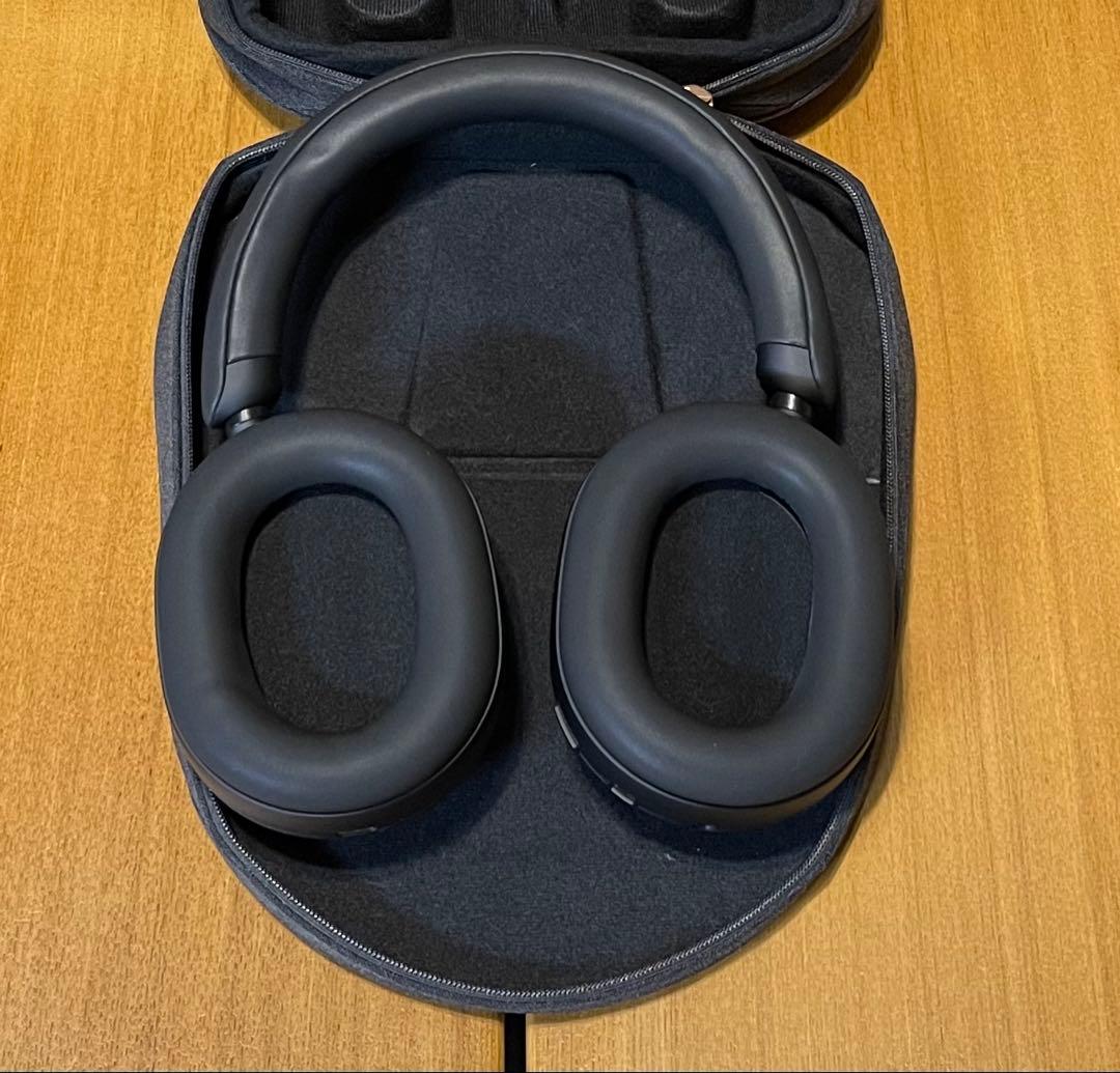 Sony WH-1000XM5 ブラック