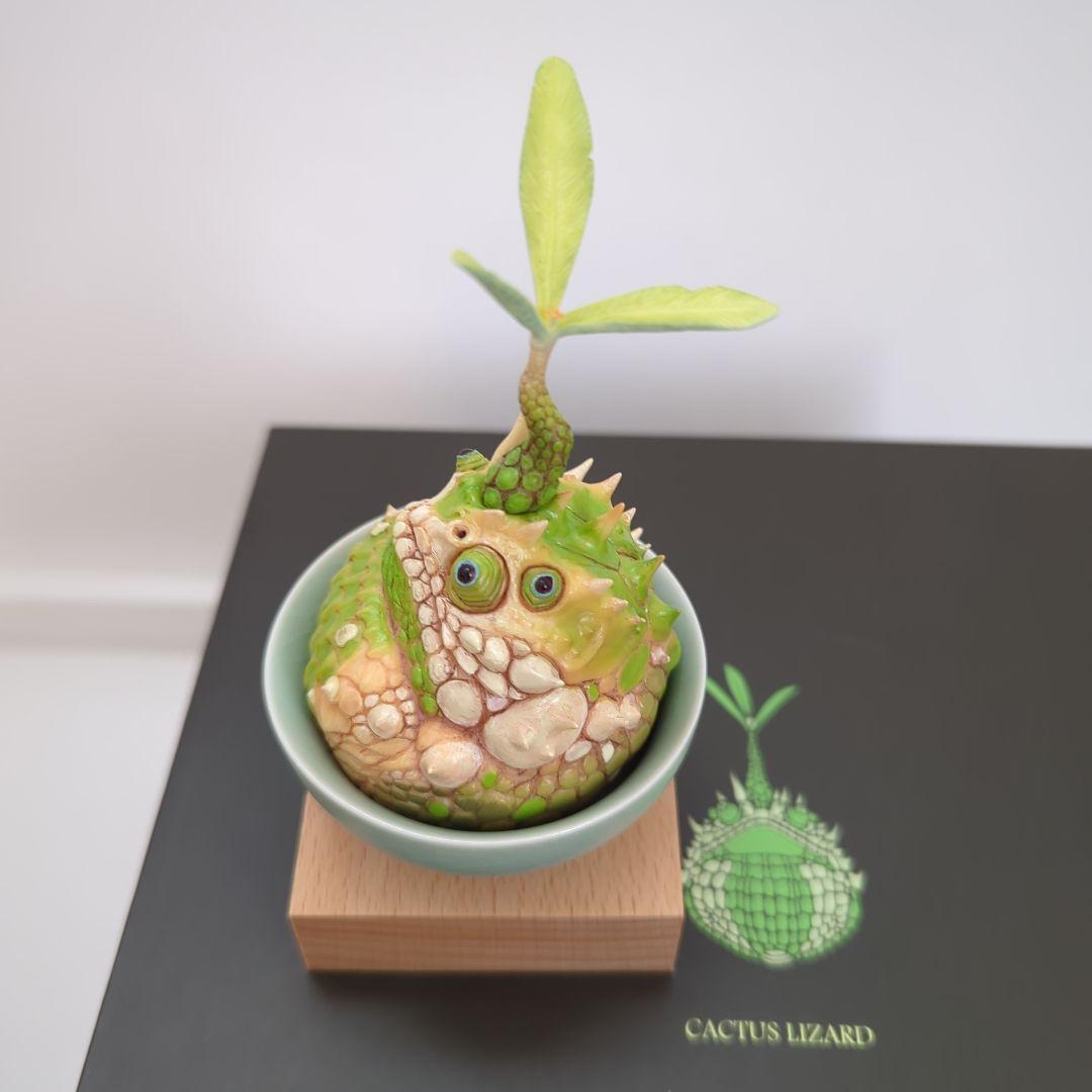 観葉植物　コーデックス　グラキリス　アガベ　オベサ　爬虫類フィギュア