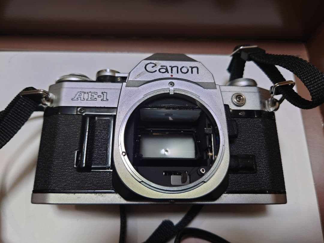CANON AE-1本体　レンズ　フィルター２枚　セット　シャッター動作確認済