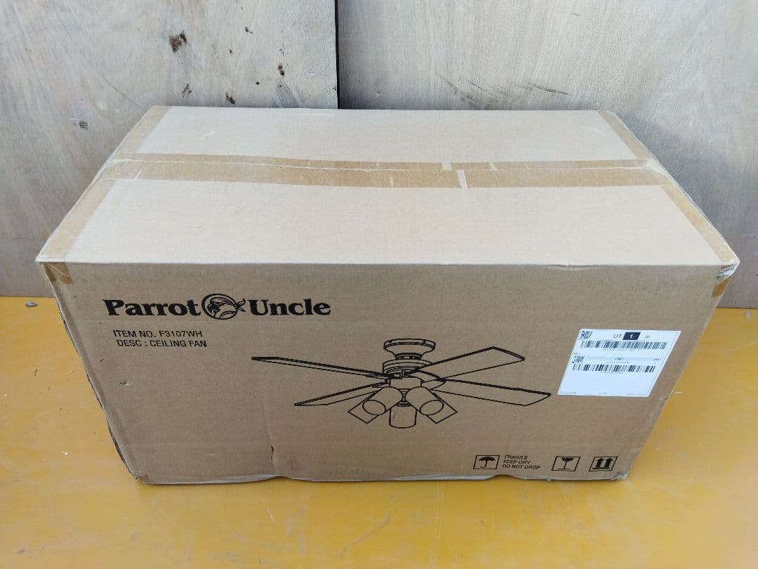 Parrot Uncle シーリングファン F3107WH 照明　ライト未開封品