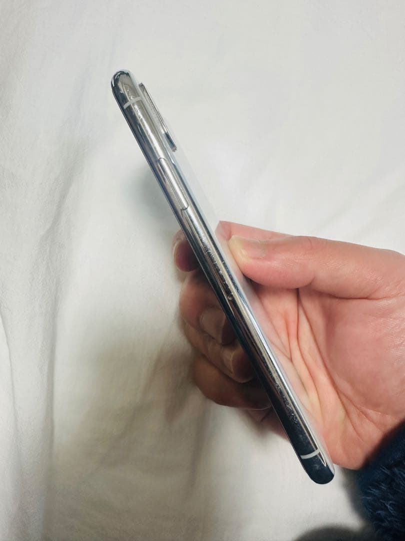 【美品】Apple iPhone X シルバー 本体のみ　256GB