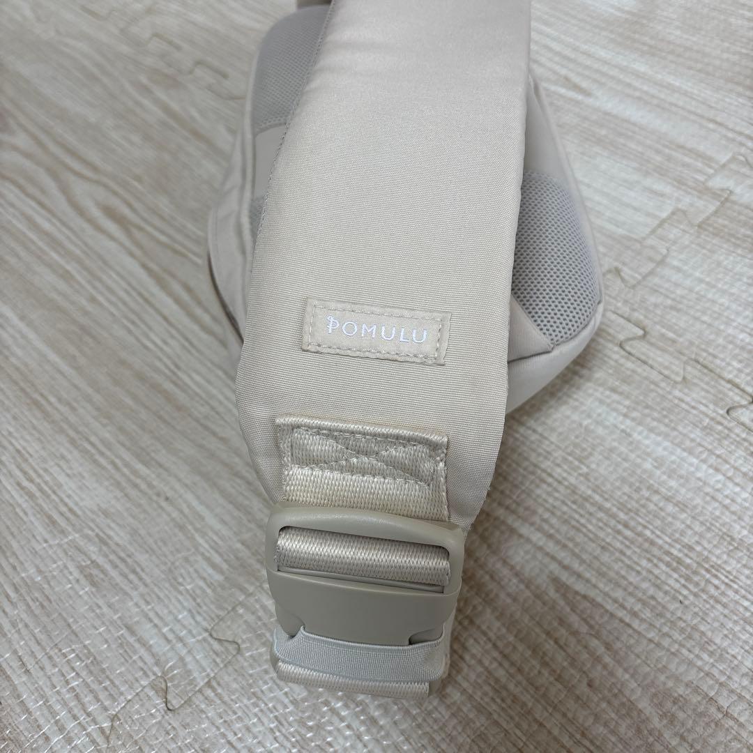 POMULU ポムル　ヒップシート　ナチュラルアイボリー