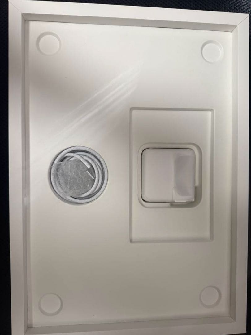 15インチMacBookAir（M4)2025シルバー