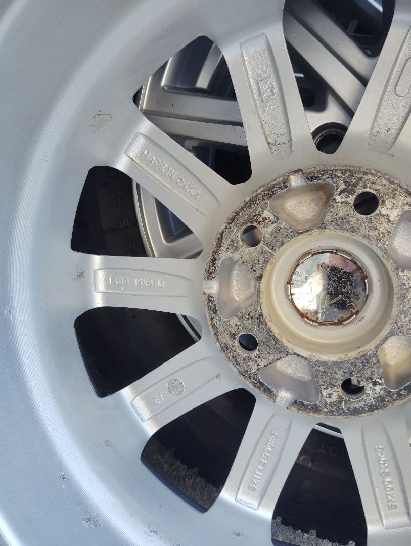 195/65R15 6J 114.3/5H ET50 2022年製中古セット