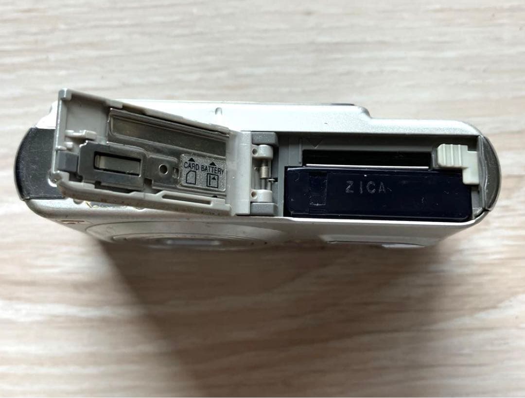 匿名配送ジャンクオールドコンデジPanasonic LUMIX DMC-FX9