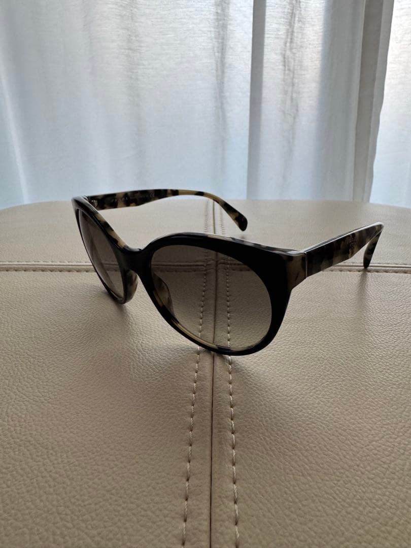 【極美品】PRADA プラダ サングラス キャットアイ SPR 230 鼈甲柄