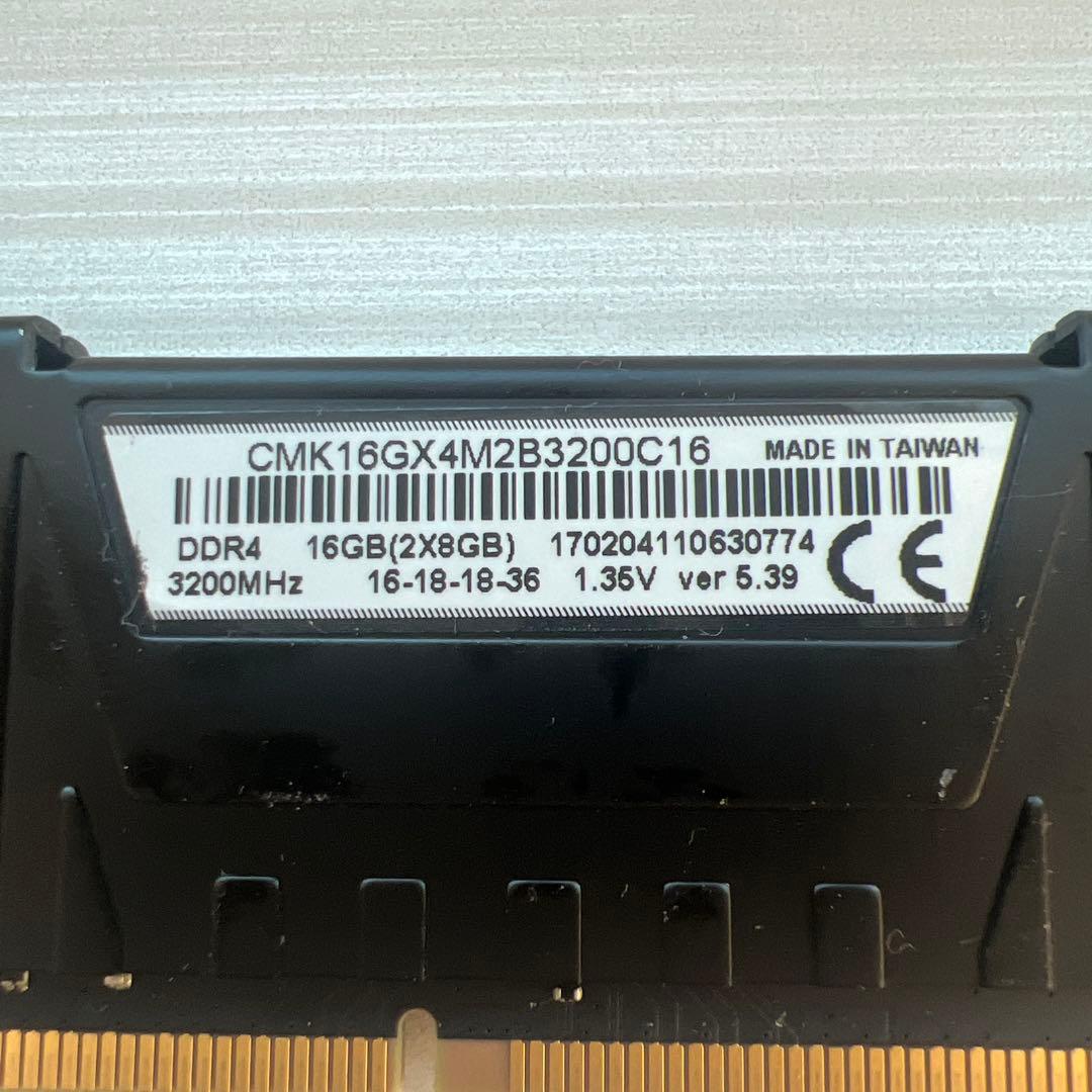 Corsair Vengeance LPX DDR4 16GB×4 計32GB