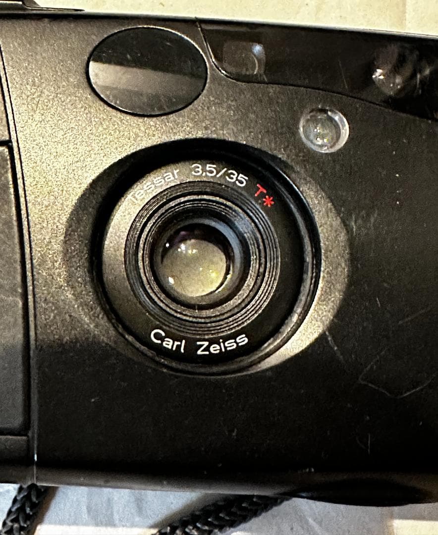 フィルムカメラ Kyocera Slim T 35mm Yashica T4