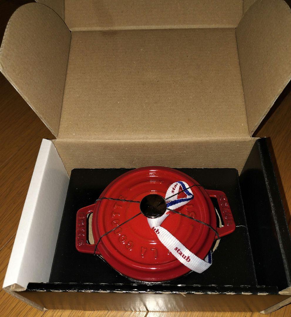 staub ストウブ ミニ ピコ ココット ラウンド チェリー 10cm