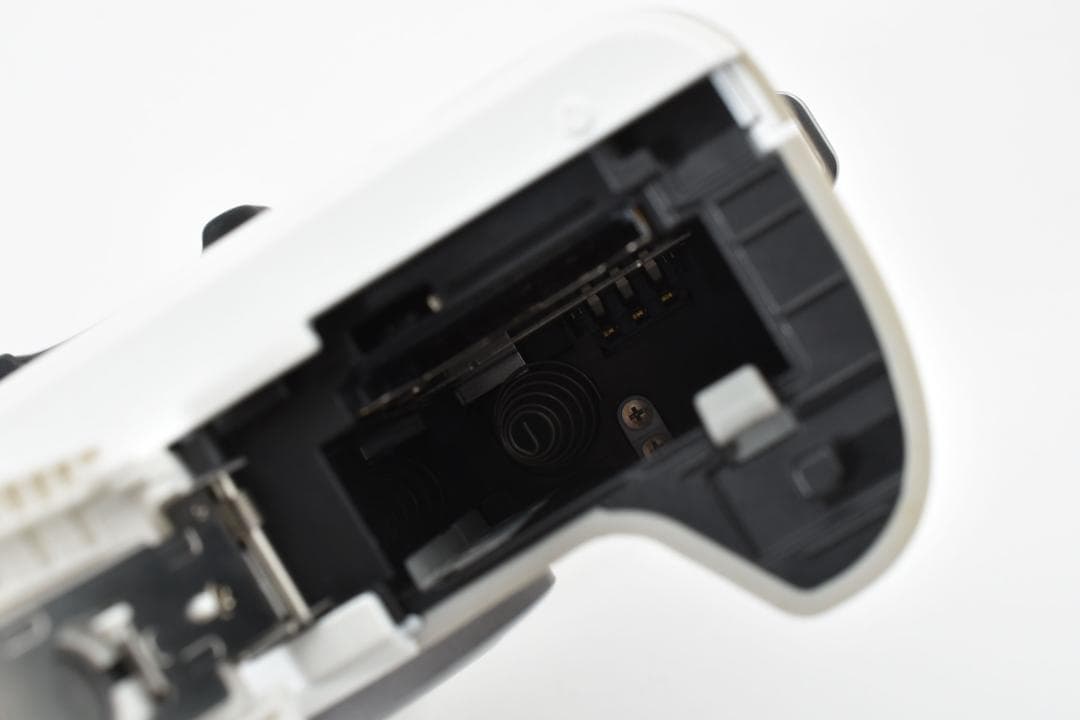 ■美品■ Canon EOS Kiss M ホワイト