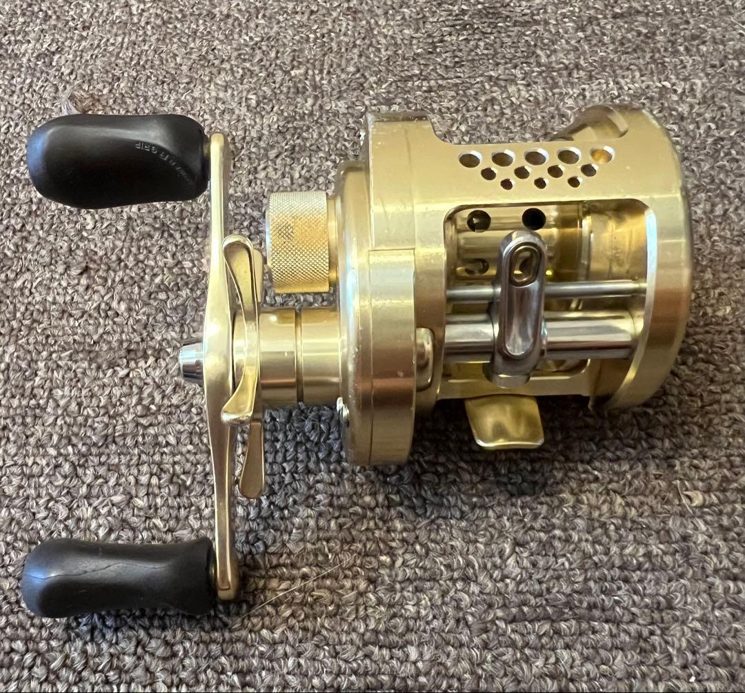 シマノ SHIMANO 00 カルカッタ コンクエスト200