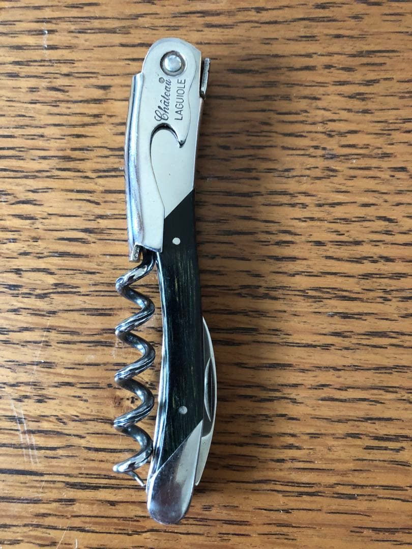 Shateau Laguiole ソムリエナイフ　革製ケース付