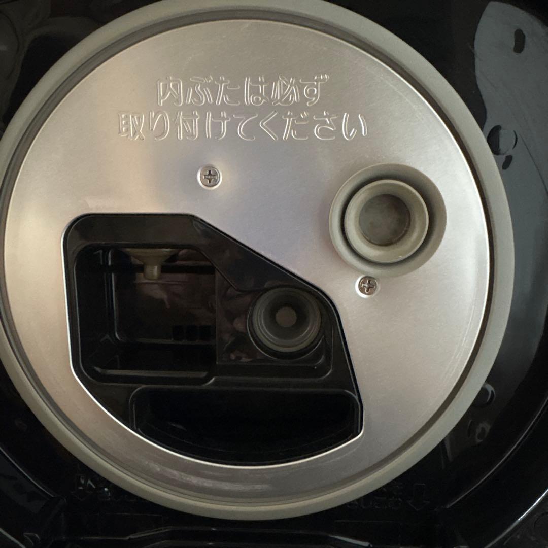 動作確認済　象印　炊飯器　５.５合炊き　NW-JW10　極め炊き　圧力IH炊飯