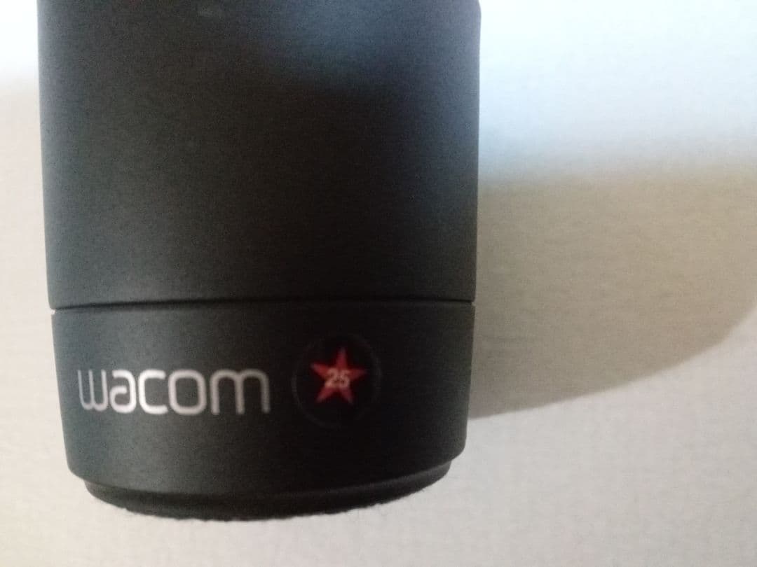 Wacom Intuos Pro Medium (PTH-651) タブレット