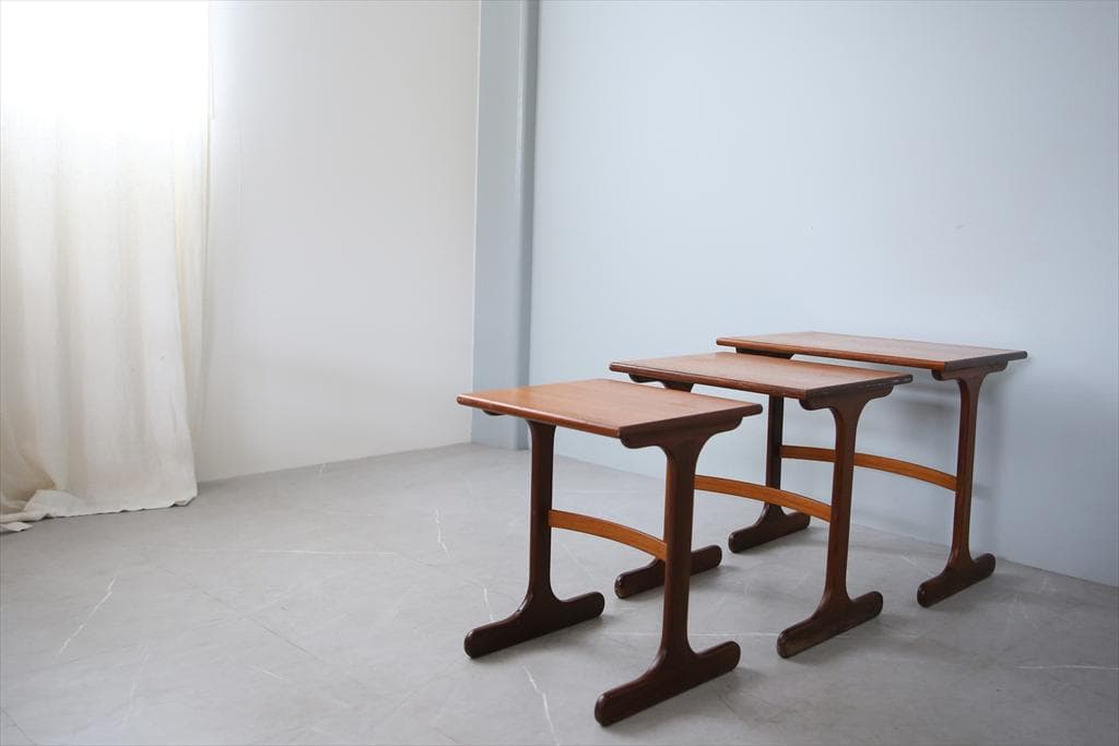 英国アンティークG-PLANジープランネストテーブル3台/収納机91-143-3