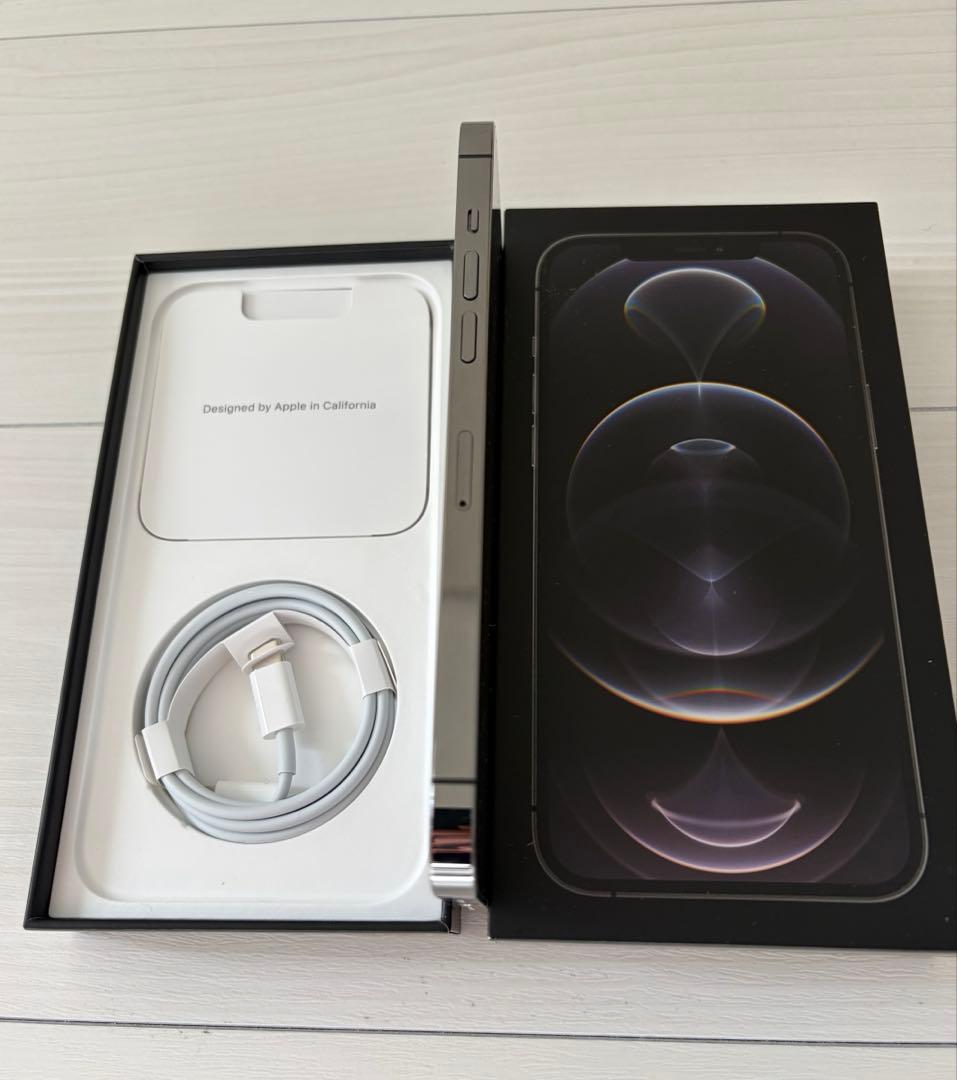 美品　iPhone12 promax グラファイト 256GB本体