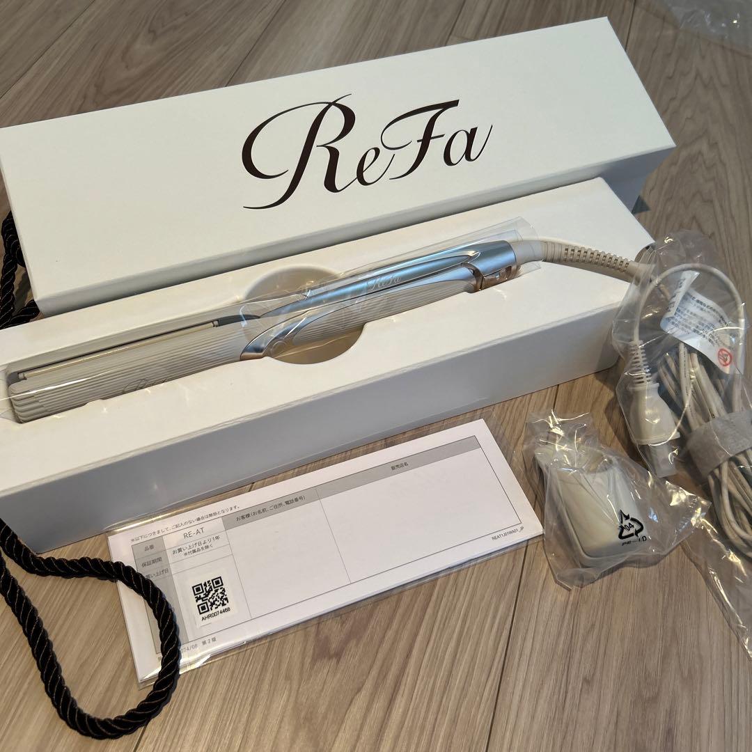 リファ　ストレートアイロンプロ　アイボリー