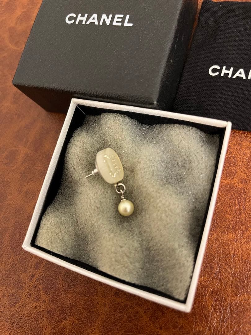 Dayday okさま専用　CHANEL ダブルCロゴ ピアス(片耳用)