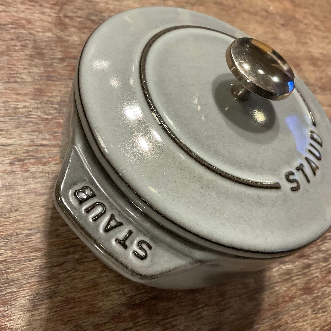 美品！ストウブ  ラ・ココット デ ゴハン de GOHAN グレー Sサイズ