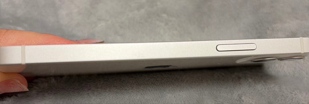 iPhone12 本体 SiMなし ホワイト