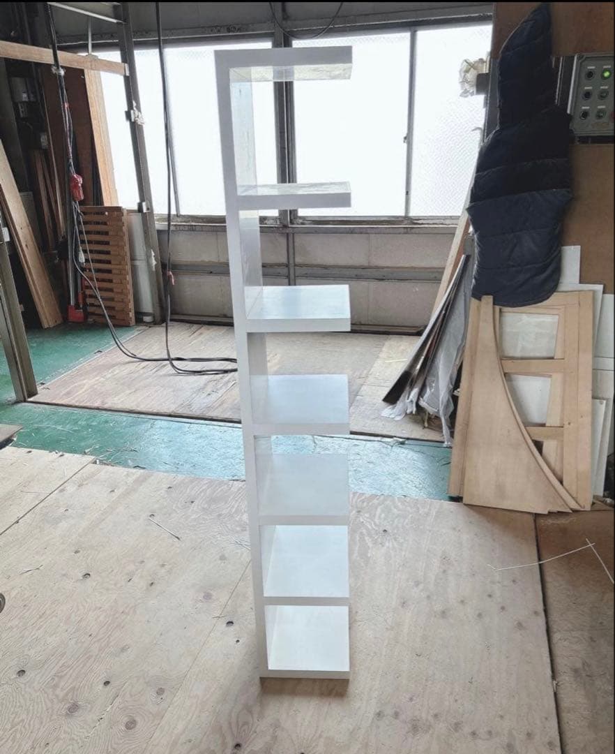 組立完成品スニーカーラック ウォールシェルフ