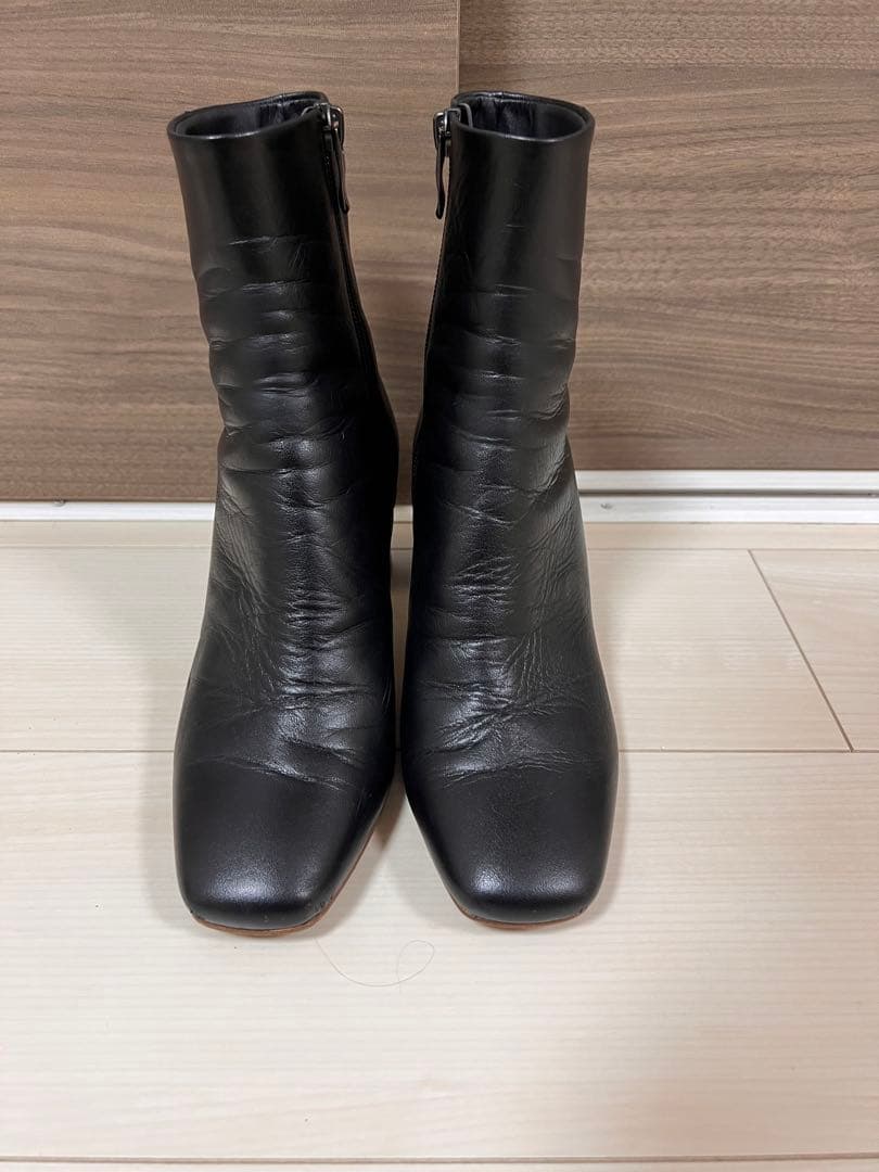 【専用】DIANA レザーショートブーツ