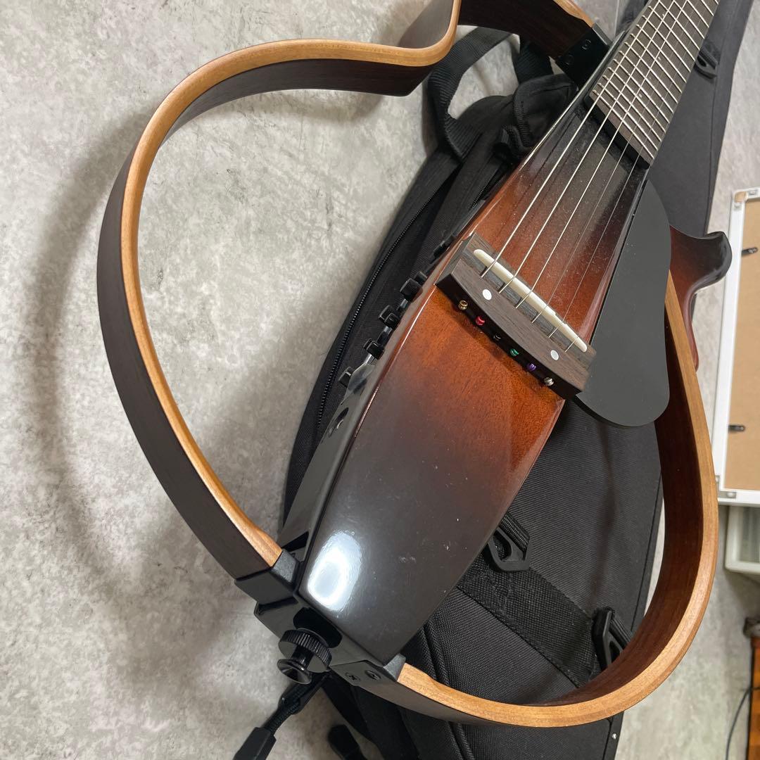 サイレントギターYAMAHA SLG200sケース付き